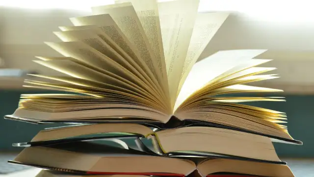 Tanie książki: Gdzie kupić? Oszczędzaj do 80% na lekturach!