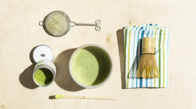 Najlepsza matcha: Jak wybrać idealną? Przewodnik krok po kroku
