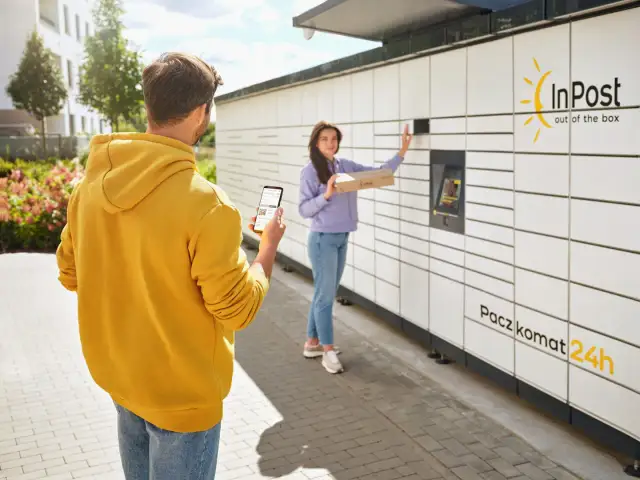 Czy paczkomat InPost drukuje etykiety - Jak nadać paczkę bez nich?