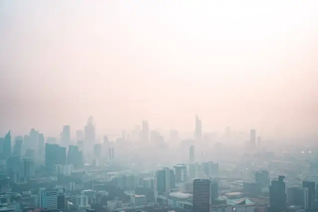 Rodzaje smogu: Londyński vs Fotochemiczny - Kluczowe różnice