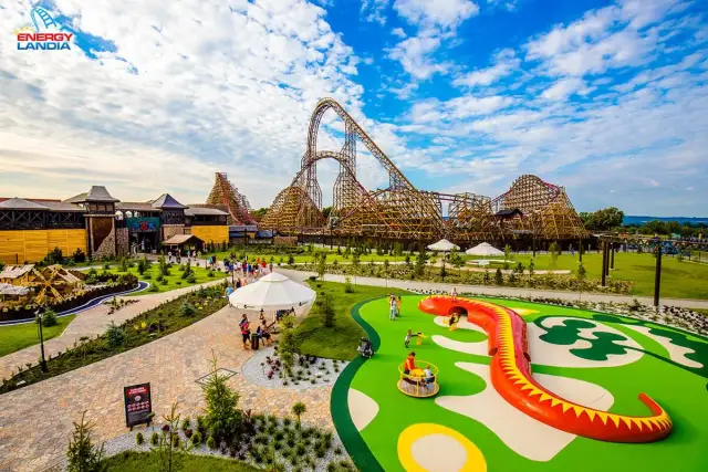 Energylandia: Nocleg. Ile kosztuje i jak zaoszczędzić?