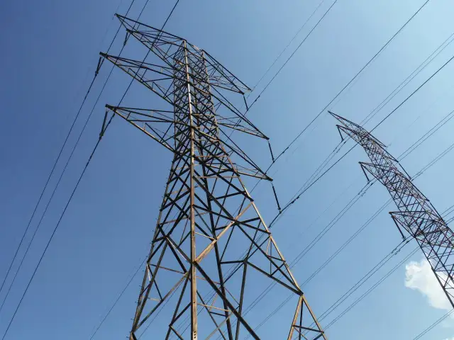 Jak przeliczyć 1 kJ na kWh: proste sposoby na oszczędności energii