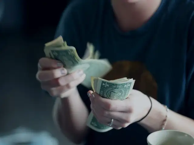 Nie spłacam chwilówek – jakie grożą mi konsekwencje finansowe?