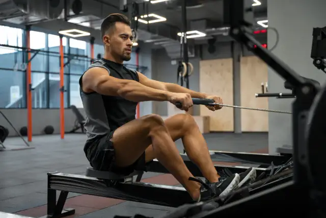 Cardio przed czy po treningu: co wybrać dla lepszych efektów?