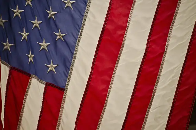 Weterynarz w USA: Zarobki, koszty, nostryfikacja. Czy warto?