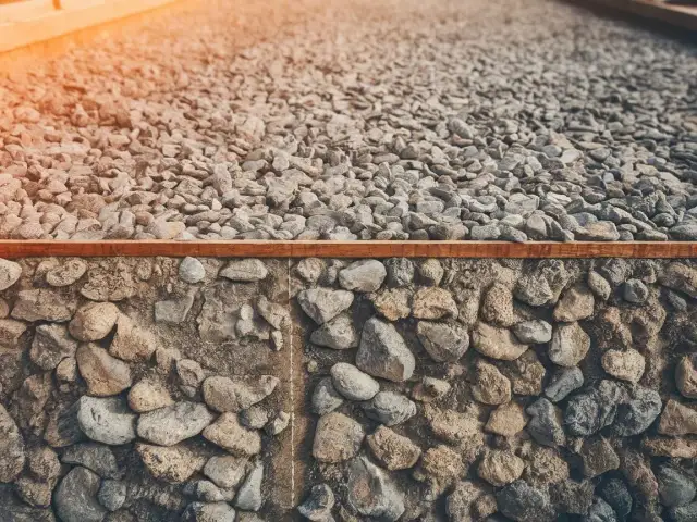 Jaki żwir na posadzkę? Wybierz najlepszy materiał dla trwałości i estetyki