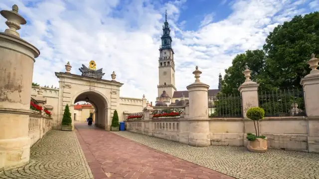 Częstochowa: atrakcje poza Jasną Górą? Odkryj jej nieznane oblicza!