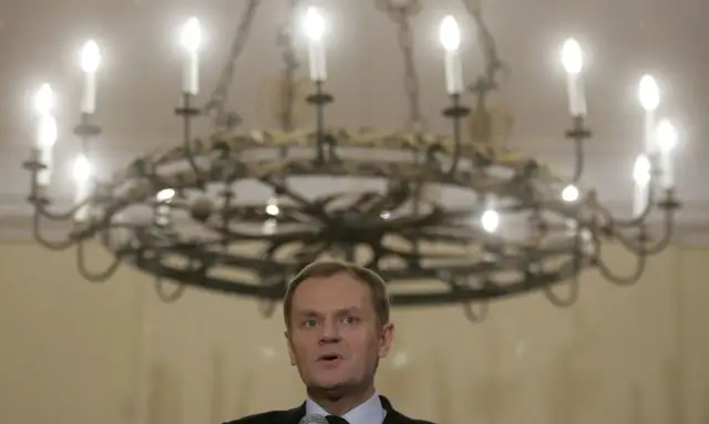 Co Tusk zrobił dla Polski – kluczowe reformy i ich wpływ na gospodarkę