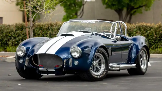 Shelby Cobra - Jak wybrać legendę i ile naprawdę kosztuje?