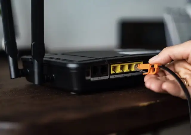 Jak podłączyć modem do routera i cieszyć się szybkim internetem w kuchni