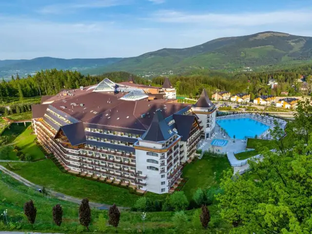 Ile kosztuje nocleg w hotelu Gołębiewski? Sprawdź ceny i oferty