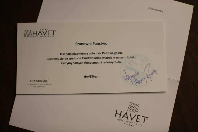 Jak napisać opinie o hotelu, aby była pomocna i rzetelna
