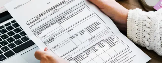 Darmowe pampersy dla seniora? Refundacja NFZ i PFRON poradnik