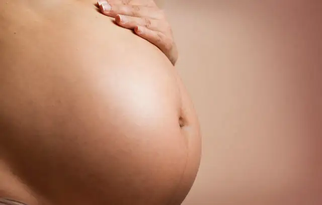 Jak wypełnić wniosek o becikowe, aby uniknąć błędów i opóźnień