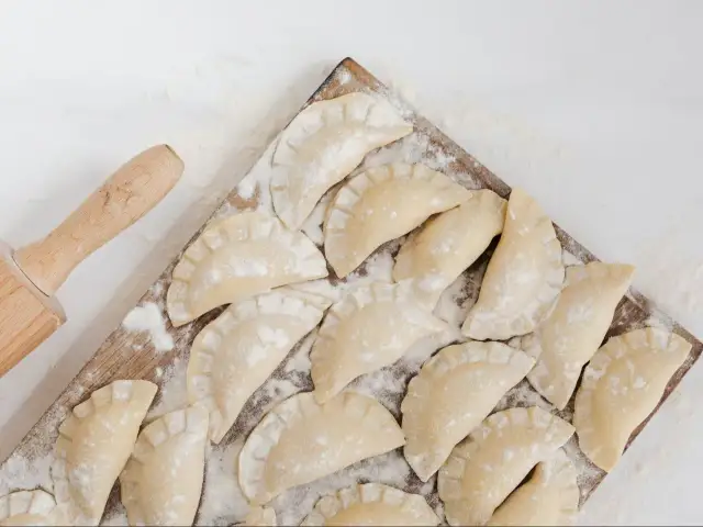 Pierogi ruskie: Czy są zdrowe? Analiza i zdrowsze wersje