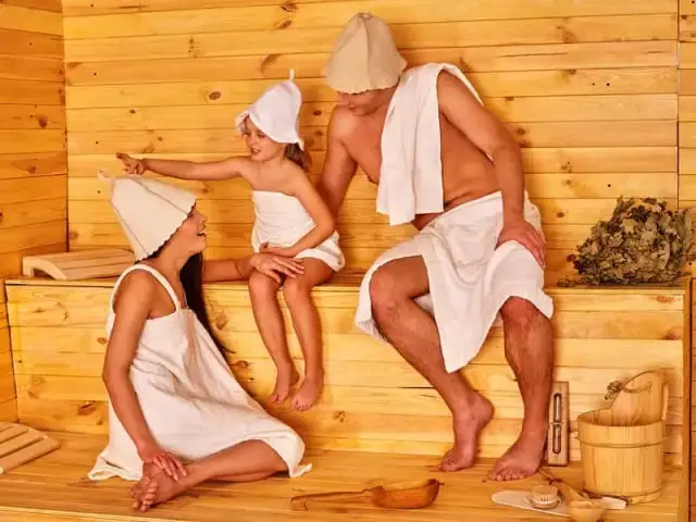 Czapka do sauny po co? Oto kluczowe korzyści dla Twojego zdrowia