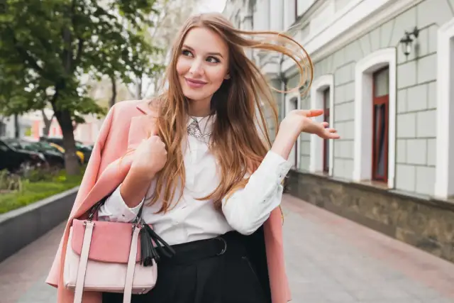 Jak stać się piękną kobietą: sekrety urody i pewności siebie