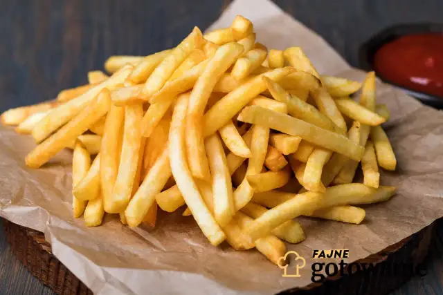 Frytki jak z restauracji? Sekret chrupkości i smaku w domu!