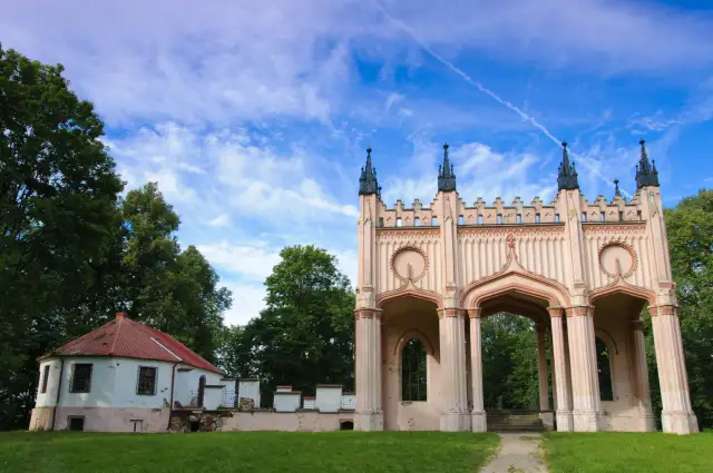 Najpiękniejsze pałace Sanguszków w Polsce - historia magnackiej potęgi