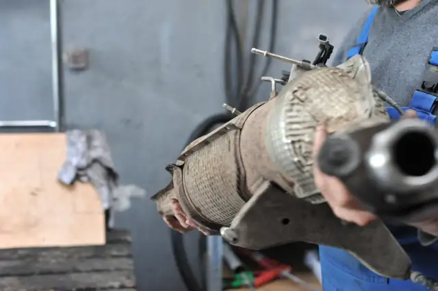 Ile kosztuje wymiana filtra DPF - Kiedy wystarczy samo czyszczenie?