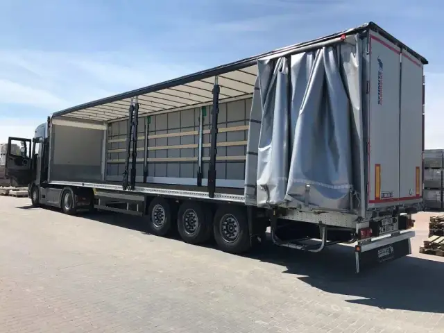 Ile LDM ma naczepa? Odkryj 13,6 LDM i tajniki transportu