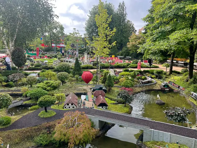 Gdzie jest Legoland w Danii? Odkryj lokalizację i dojazd do parku