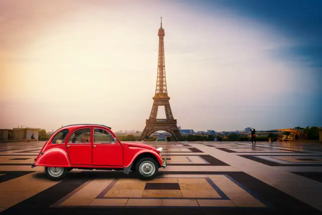 Aukcje samochodowe we Francji - jak kupić auto i nie przepłacić?