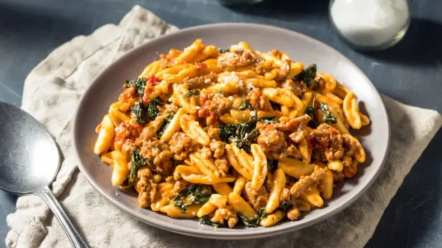 Schmand-Rezepte: Cremige Hauptgerichte, die jeder lieben wird