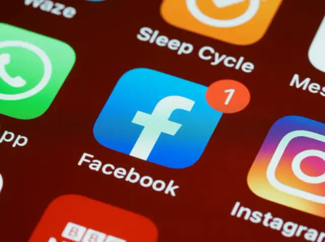 Jak założyć stronę na Facebooku i uniknąć typowych błędów