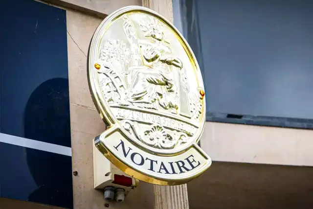 Détournement d'héritage par notaire - Comment réagir et se défendre ?