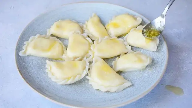 Sprawdzony przepis na ciasto pierogowe, który zawsze się udaje