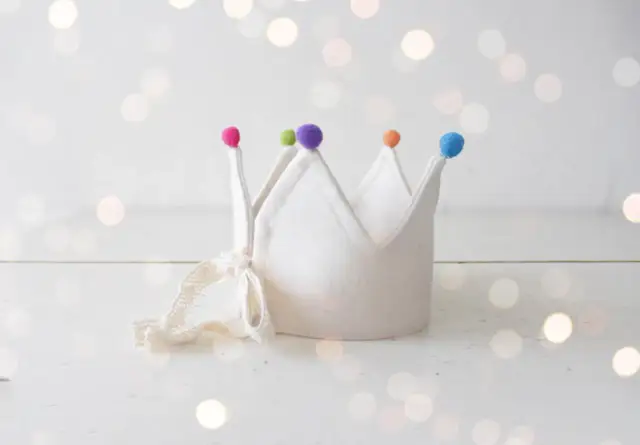 Korona urodzinowa: inspiracje DIY i gotowe pomysły dla każdego