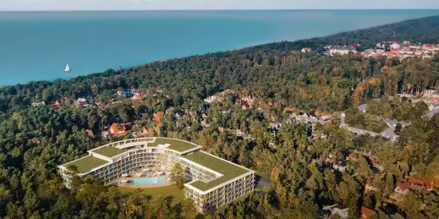 Międzyzdroje czy Kołobrzeg? Który kurort wybrać na Twoje wakacje?