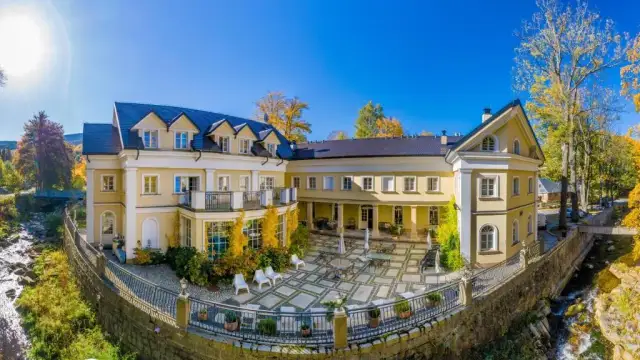 Hotel Stary Zdrój w Sudetach - luksusowy wypoczynek w sercu gór