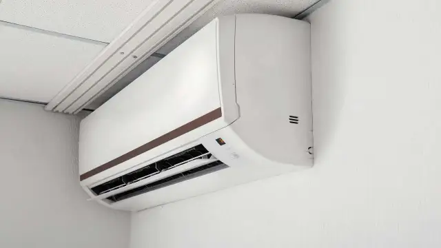 Jaki klimatyzator do mieszkania w bloku? Sprawdź najlepsze opcje i ceny