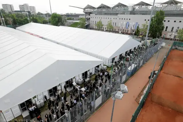 Matura w Szkole w Chmurze: Stacjonarnie, nie online! Pełny obraz