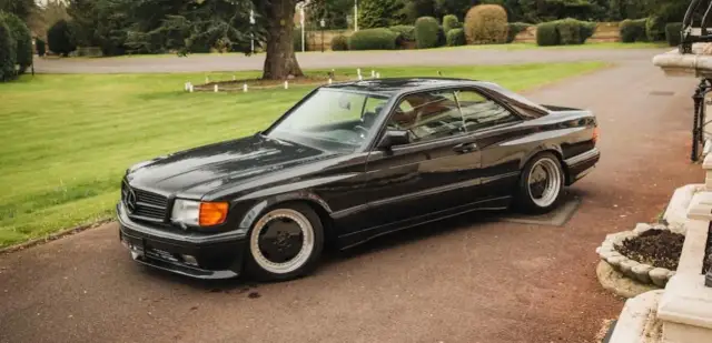 Mercedes-Benz AMG 560 SEC: historia, osiągi i unikalne cechy legendarnego modelu