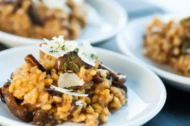 Ile ryżu do risotto na osobę - uniknij za małej porcji ryżu