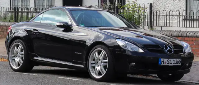 Mercedes-Benz SLK - historia modelu, dane techniczne i unikalne cechy