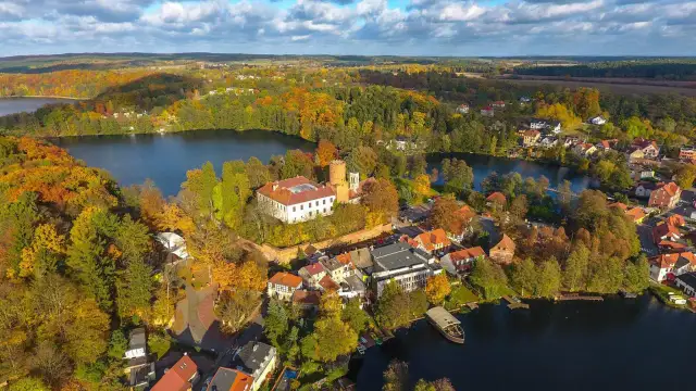 Zamek Joannitów w Łagowie - odkryj fascynującą historię i architekturę