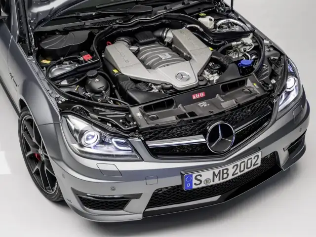 Mercedes W204 jaki silnik do gazu - uniknij kosztownych błędów