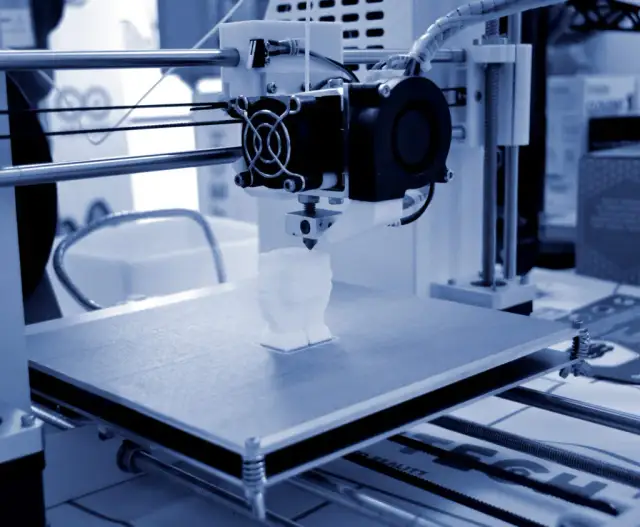Druk 3D co to? Poznaj kluczowe informacje i zastosowania tej technologii