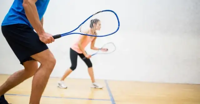 Squash Olsztyn - najlepsze kluby i korty do gry w squash