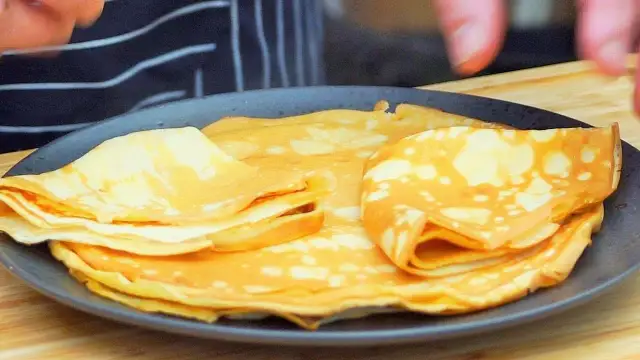 Naleśniki jak z restauracji przepis – idealne na każdą okazję