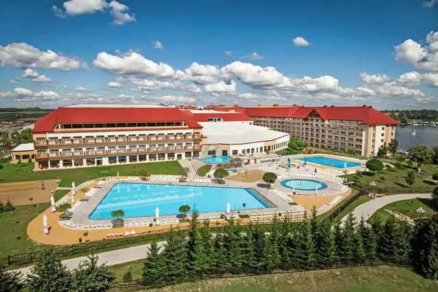 Ile gwiazdek ma hotel Gołębiewski? Sprawdź, co oferują hotele