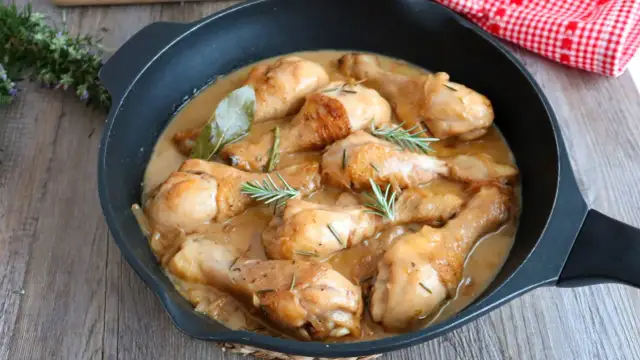 Jamoncitos de pollo guisados - Trucos para que queden siempre tiernos