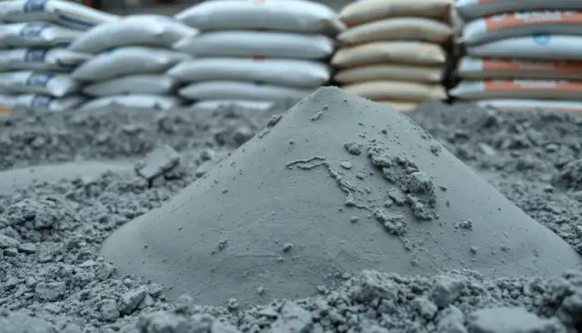 Ile cementu na m³ betonu B20? Sprawdź proporcje i uniknij błędów