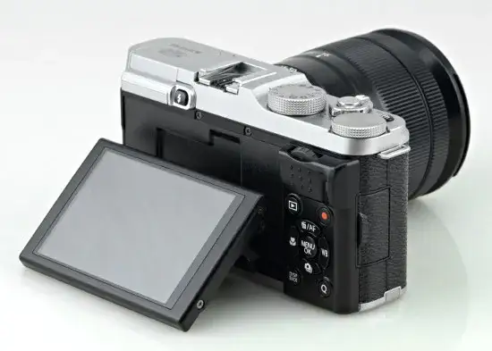 Recenzja Fuji X-M1: Czy warto kupić ten aparat? Opinie i testy