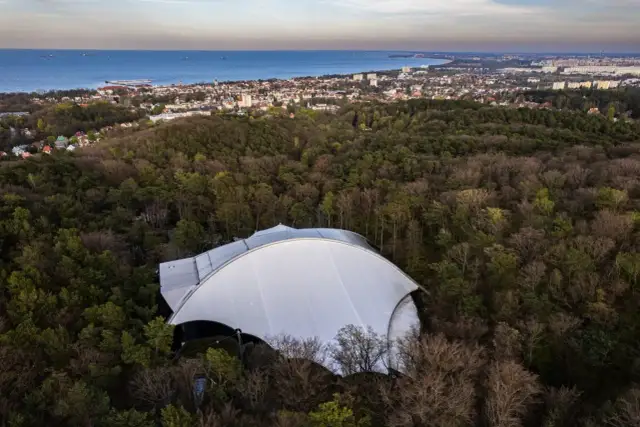Opera Leśna Sopot: Ile miejsc? Poznaj fakty i historię