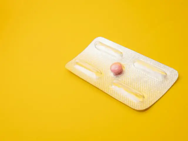 Tabletka dzień po bez recepty: od kiedy i jak ją kupić w 2025?